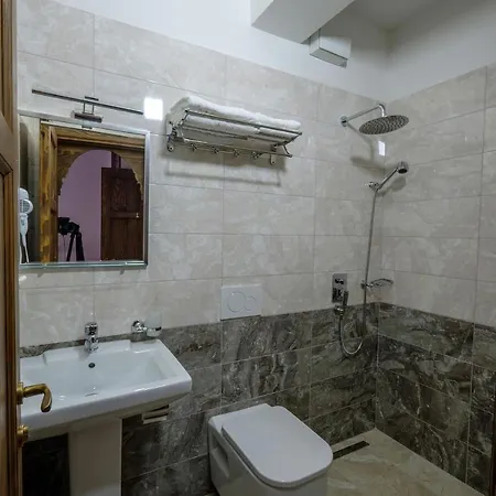 Oda ve Kahvaltı Gorica 3*