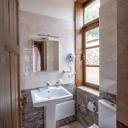 Gorica 3* Berat